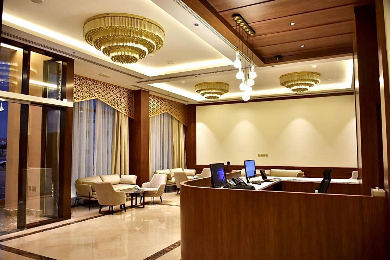 Royal Vista Hotel عبري المظهر الخارجي الصورة